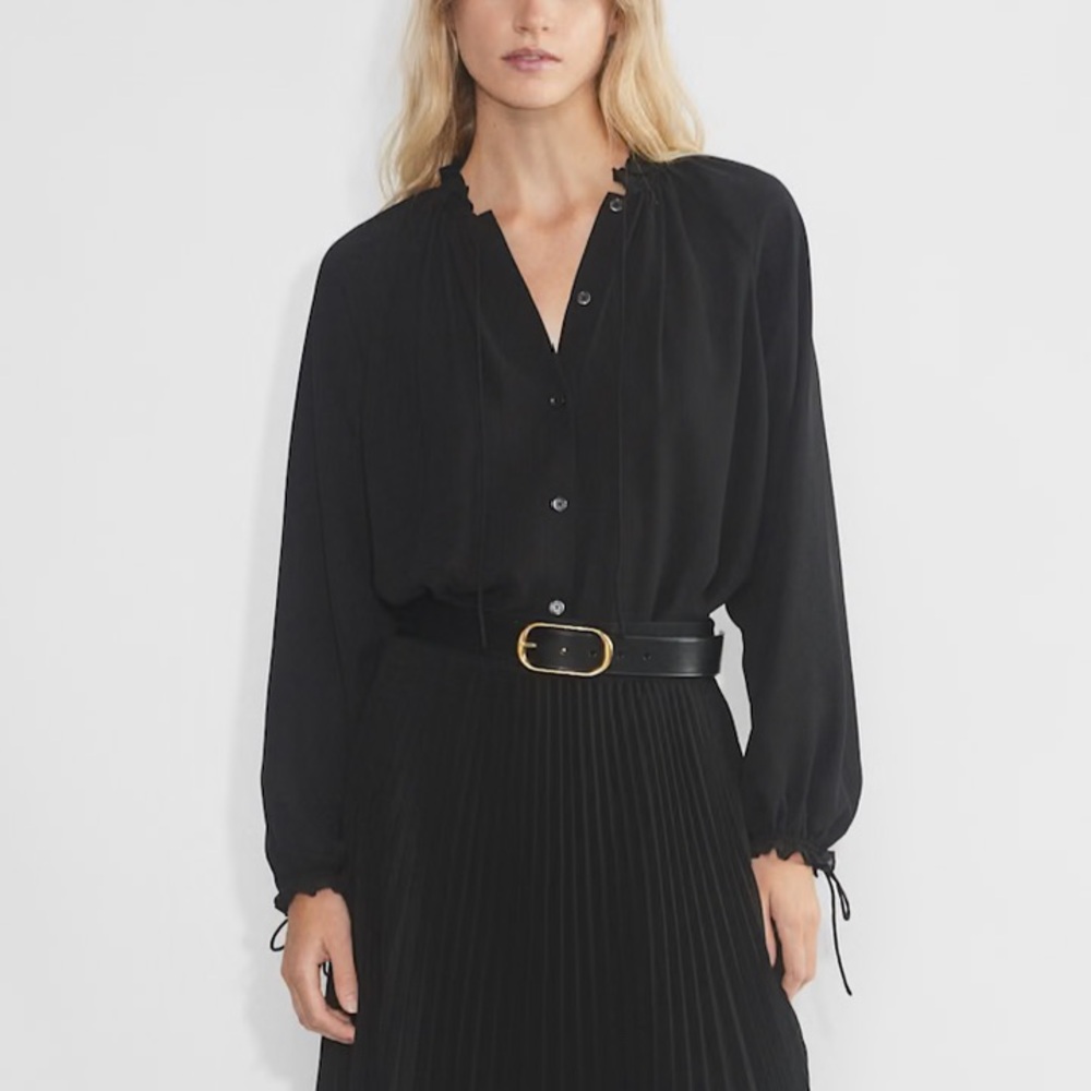 Aritzia Wilfred Black Long Sleeve blouse